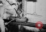 Standbild Verwundet Army Air Force Soldaten im Krieg Factory Denver Colorado USA, 1945, aus Sekunde 44 historischem Filmmaterial Videoclip 65675045613