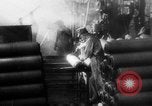Standbild Verwundet Army Air Force Soldaten im Krieg Factory Denver Colorado USA, 1945, aus Sekunde 46 historischem Filmmaterial Videoclip 65675045613