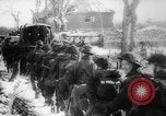 Image des Forces alliées Winter Offensive en Allemagne en Seconde Guerre Mondiale Allemagne, 1945, de la seconde 33 séquences d'archives historiques vidéo 65675045615