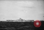 Standbild USA carrier Ebenen Okinawa Ryukyu Inseln, 1945, aus Sekunde 42 historischem Filmmaterial Videoclip 65675045621