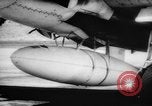 Standbild fire Bombe United States USA, 1944, aus Sekunde 15 historischem Filmmaterial Videoclip 65675045622