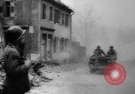Immagine di Stati Uniti invadono Saar regione seconda guerra mondiale Germania, 1945, secondo 51 filmato di repertorio 65675045624