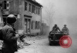 Immagine di Stati Uniti invadono Saar regione seconda guerra mondiale Germania, 1945, secondo 52 filmato di repertorio 65675045624