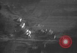 Standbild Gun camera footage US P-47 europäische Theater, 1945, aus Sekunde 23 historischem Filmmaterial Videoclip 65675045660
