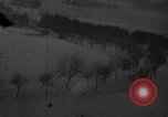 Standbild strafing europäische Theater, 1945, aus Sekunde 20 historischem Filmmaterial Videoclip 65675045665