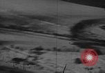 Standbild strafing europäische Theater, 1945, aus Sekunde 17 historischem Filmmaterial Videoclip 65675045666