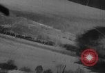 Standbild strafing europäische Theater, 1945, aus Sekunde 20 historischem Filmmaterial Videoclip 65675045666