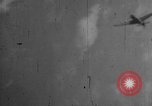Standbild Luft-zu-Luft angriff europäische Theater, 1944, aus Sekunde 14 historischem Filmmaterial Videoclip 65675045667