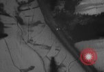 Standbild strafing europäische Theater, 1944, aus Sekunde 8 historischem Filmmaterial Videoclip 65675045670