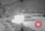 Standbild strafing europäische Theater, 1944, aus Sekunde 10 historischem Filmmaterial Videoclip 65675045673