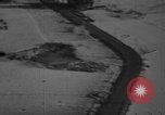 Standbild strafing europäische Theater, 1944, aus Sekunde 19 historischem Filmmaterial Videoclip 65675045674