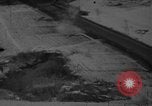 Standbild strafing europäische Theater, 1944, aus Sekunde 21 historischem Filmmaterial Videoclip 65675045674