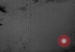 Standbild strafing europäische Theater, 1944, aus Sekunde 28 historischem Filmmaterial Videoclip 65675045674