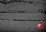 Standbild strafing europäische Theater, 1944, aus Sekunde 17 historischem Filmmaterial Videoclip 65675045675