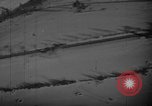 Standbild strafing europäische Theater, 1944, aus Sekunde 19 historischem Filmmaterial Videoclip 65675045675