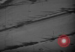 Standbild strafing europäische Theater, 1944, aus Sekunde 20 historischem Filmmaterial Videoclip 65675045675