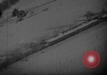 Standbild strafing europäische Theater, 1944, aus Sekunde 22 historischem Filmmaterial Videoclip 65675045675
