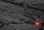 Standbild strafing europäische Theater, 1944, aus Sekunde 13 historischem Filmmaterial Videoclip 65675045676