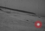 Standbild strafing europäische Theater, 1944, aus Sekunde 16 historischem Filmmaterial Videoclip 65675045676