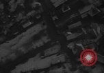 Standbild strafing europäische Theater, 1944, aus Sekunde 11 historischem Filmmaterial Videoclip 65675045677
