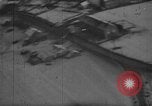 Standbild strafing europäische Theater, 1944, aus Sekunde 20 historischem Filmmaterial Videoclip 65675045677