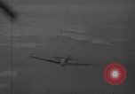 Standbild Luft-zu-Luft angriff europäische Theater, 1944, aus Sekunde 23 historischem Filmmaterial Videoclip 65675045678