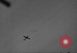 Standbild Luft-zu-Luft angriff europäische Theater, 1945, aus Sekunde 20 historischem Filmmaterial Videoclip 65675045680