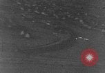 Standbild strafing europäische Theater, 1945, aus Sekunde 8 historischem Filmmaterial Videoclip 65675045681