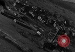 Standbild strafing europäische Theater, 1945, aus Sekunde 16 historischem Filmmaterial Videoclip 65675045681
