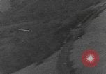 Standbild strafing europäische Theater, 1945, aus Sekunde 19 historischem Filmmaterial Videoclip 65675045681