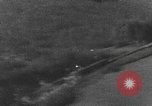 Standbild strafing europäische Theater, 1945, aus Sekunde 22 historischem Filmmaterial Videoclip 65675045681