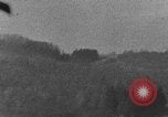Standbild strafing europäische Theater, 1945, aus Sekunde 24 historischem Filmmaterial Videoclip 65675045681