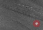 Standbild strafing europäische Theater, 1945, aus Sekunde 26 historischem Filmmaterial Videoclip 65675045681