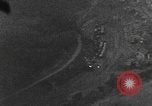 Standbild strafing europäische Theater, 1945, aus Sekunde 35 historischem Filmmaterial Videoclip 65675045681
