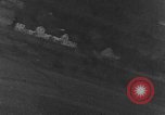 Standbild strafing europäische Theater, 1945, aus Sekunde 45 historischem Filmmaterial Videoclip 65675045681