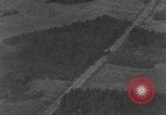 Standbild strafing europäische Theater, 1945, aus Sekunde 54 historischem Filmmaterial Videoclip 65675045681