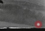 Standbild strafing europäische Theater, 1945, aus Sekunde 59 historischem Filmmaterial Videoclip 65675045681