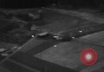 Standbild strafing europäische Theater, 1945, aus Sekunde 14 historischem Filmmaterial Videoclip 65675045682