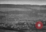 Standbild strafing europäische Theater, 1945, aus Sekunde 17 historischem Filmmaterial Videoclip 65675045682