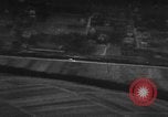 Standbild strafing europäische Theater, 1945, aus Sekunde 20 historischem Filmmaterial Videoclip 65675045682