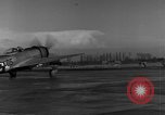 Image P-47 Aéronefs à l'aérodrome de Chievres Chievres Belgique, 1944, de la seconde 43 séquences d'archives historiques vidéo 65675045684