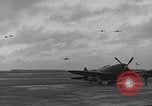 Immagine di P-47s del USAAF 365Fighter Group Chievres Belgio, 1944, secondo 22 filmato di repertorio 65675045685