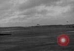 Immagine di P-47s del USAAF 365Fighter Group Chievres Belgio, 1944, secondo 32 filmato di repertorio 65675045685