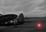 Immagine di P-47s del USAAF 365Fighter Group Chievres Belgio, 1944, secondo 39 filmato di repertorio 65675045685