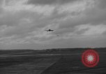 Immagine di P-47s del USAAF 365Fighter Group Chievres Belgio, 1944, secondo 52 filmato di repertorio 65675045685