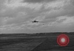 Immagine di P-47s del USAAF 365Fighter Group Chievres Belgio, 1944, secondo 53 filmato di repertorio 65675045685