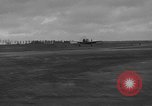 Immagine di P-47s del USAAF 365Fighter Group Chievres Belgio, 1944, secondo 62 filmato di repertorio 65675045685