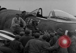 Immagine di Il tenente colonnello Gabreski Teatro europeo, 1944, secondo 36 filmato di repertorio 65675045692