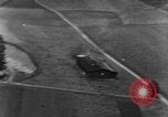 Standbild strafing europäische Theater, 1944, aus Sekunde 12 historischem Filmmaterial Videoclip 65675045706