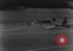 Standbild strafing europäische Theater, 1944, aus Sekunde 18 historischem Filmmaterial Videoclip 65675045706